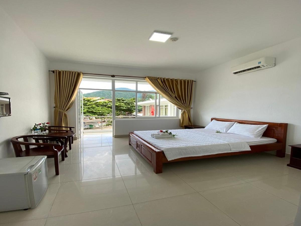 Con Dao Guesthouse Chi Khu Co Ong Bagian luar foto
